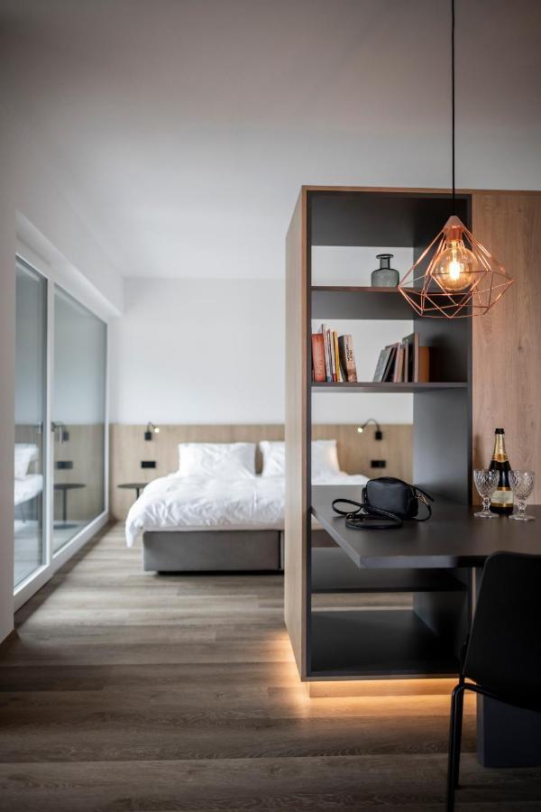 Sambucus Apartments -Premium Apartments For You And Your Dog Lana Exterior foto