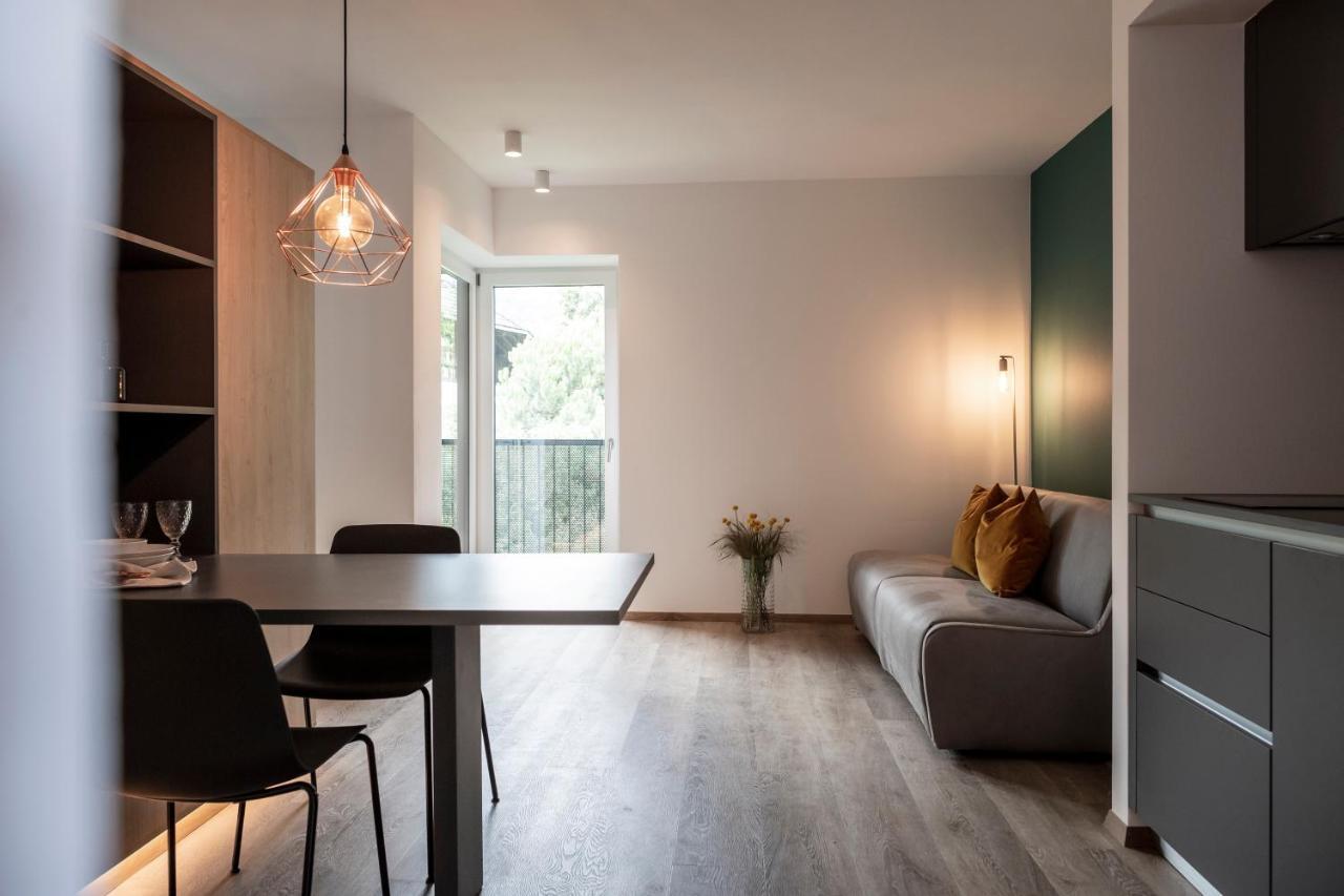 Sambucus Apartments -Premium Apartments For You And Your Dog Lana Exterior foto