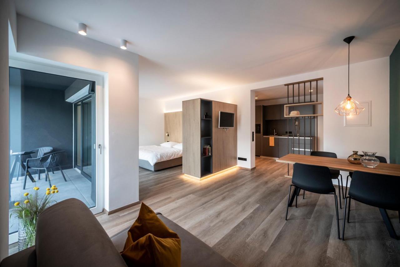 Sambucus Apartments -Premium Apartments For You And Your Dog Lana Exterior foto